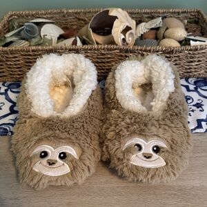 Cozy Sloth Kids Slippers - Brown and Cream